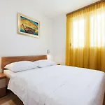 Apartment Roska Ii.
